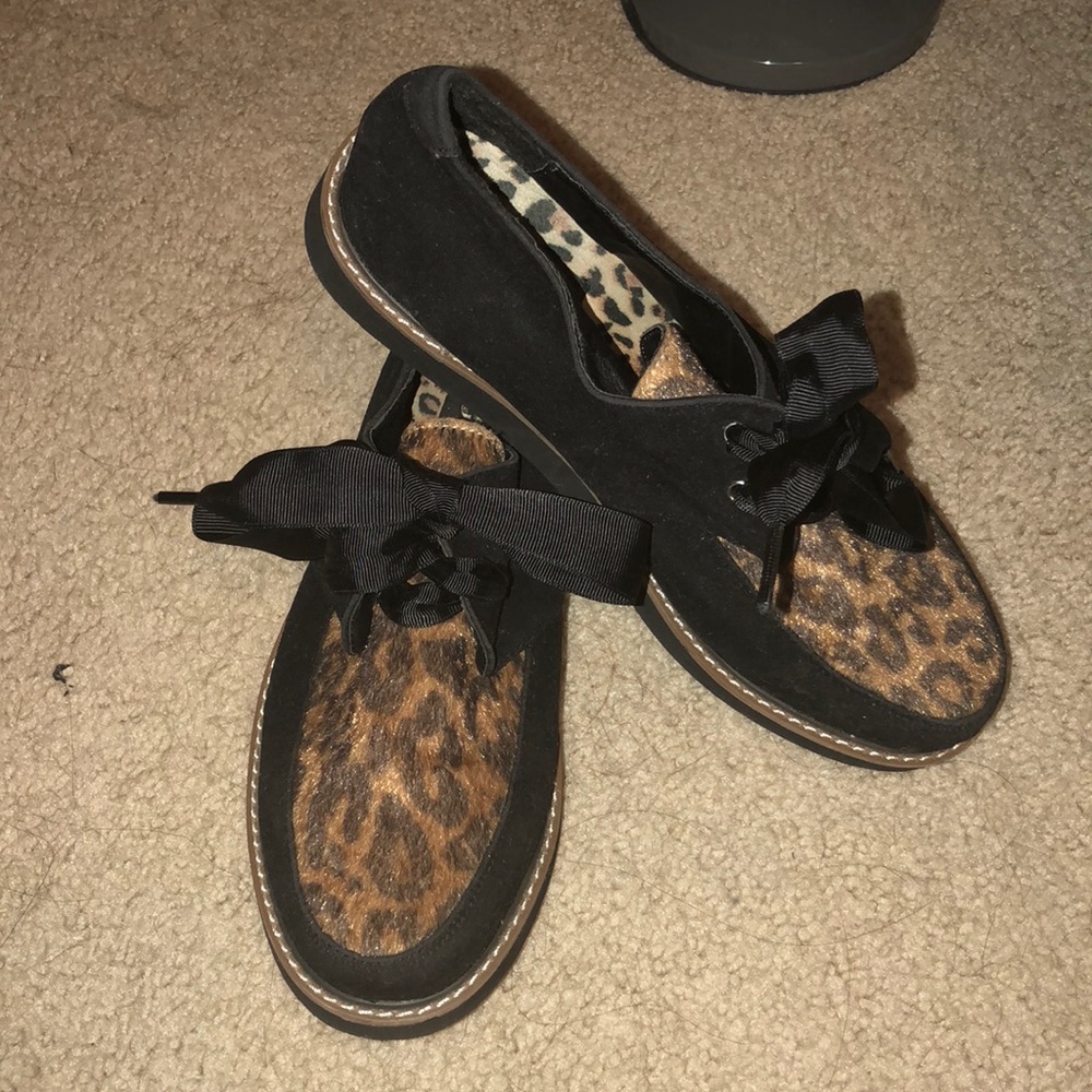 Cheetah print shoes